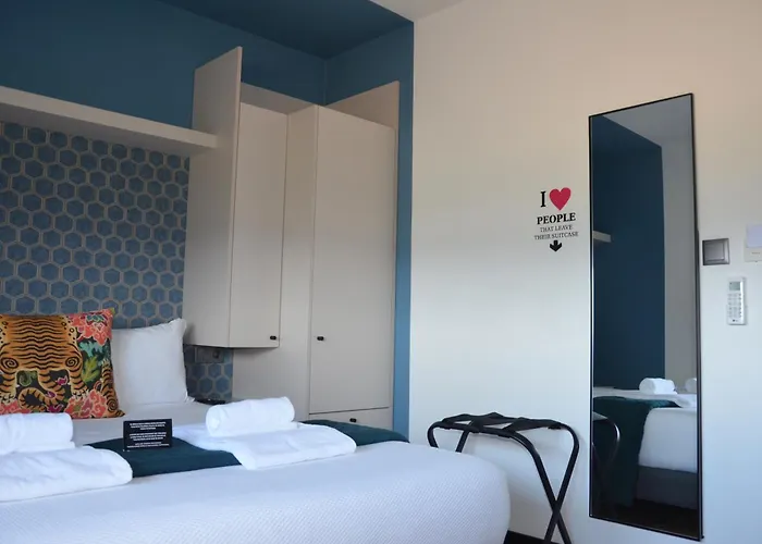 Πανσιόν Alma Candida 22 Valenca